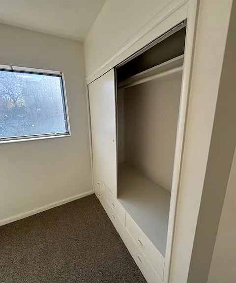 951 E Logan Ave #B — Photo 13