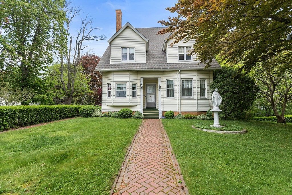 242 Salisbury St, Worcester, MA 01609 Zillow
