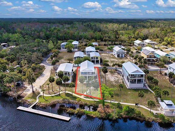 3rd image of 1226 NE Rivers Bend Way