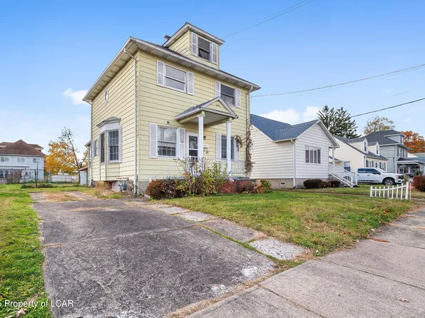 12 Gillespie St, Swoyersville, PA 18704