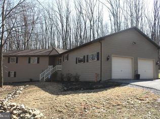 625 Gutshall Rd, Boiling Springs, PA 17007