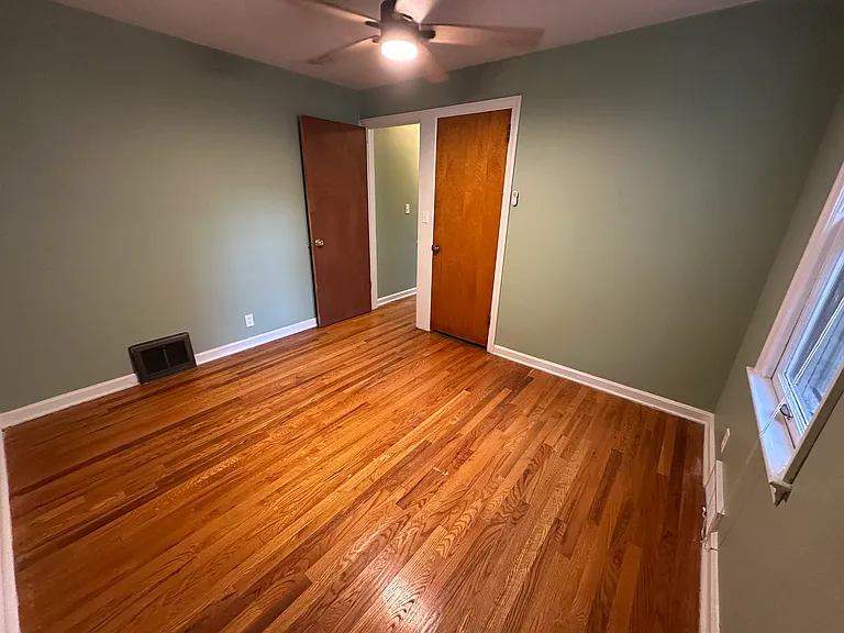 151 Clifton Dr — Photo 8