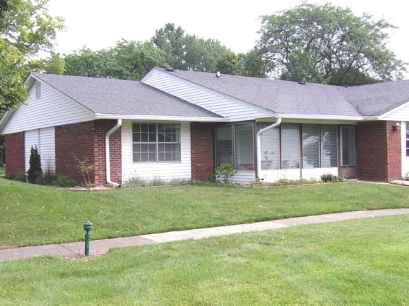 2-bedroom 55+ community home in IL