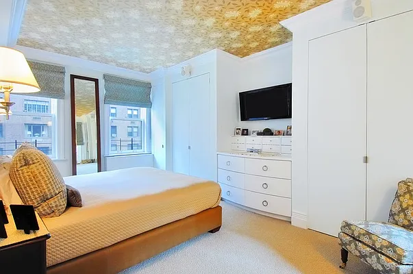 Sold by Sloane Square | media 3