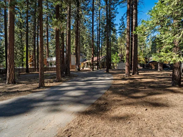 8529 Golden Ave, Kings Beach, CA 96143