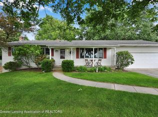 14311 Chandler Rd, Bath, MI 48808