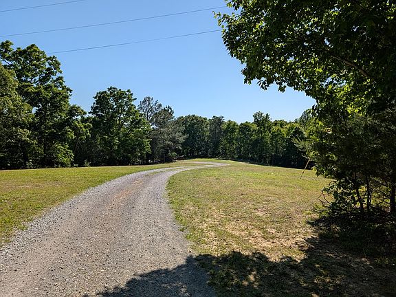 5th image of 456 Walker Ridge Rd