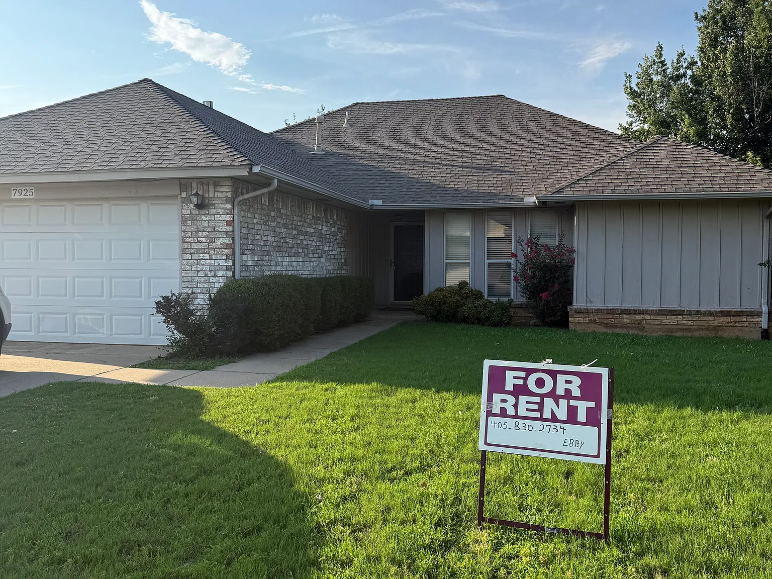 3 bed, 1480 sqft, $1,700 — Photo 1