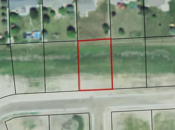 19th St NW, Watertown, SD 57201