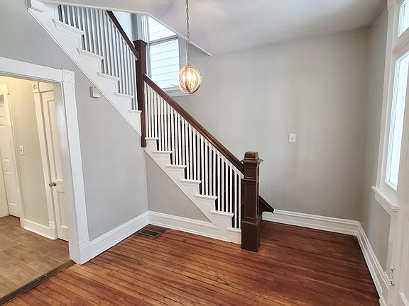 2nd image of 3115 4th Ave