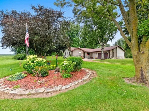 W5825 County Road O, Appleton, WI 54913