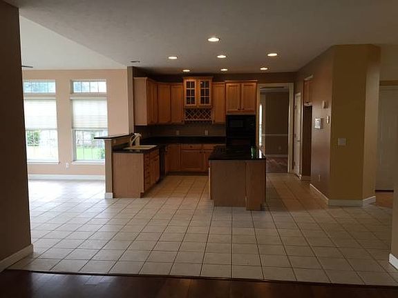 5th image of 5087 Williams Ct