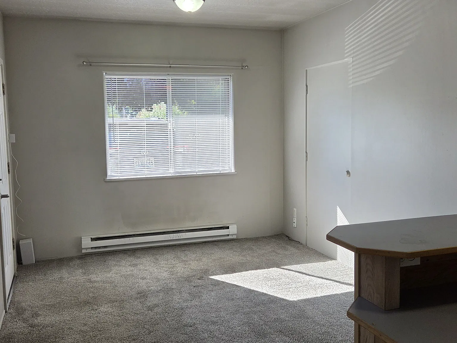 1 bed, 700 sqft, $1,375 — Photo 2