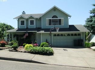682 Woodcrest Dr, Springfield, OR 97477