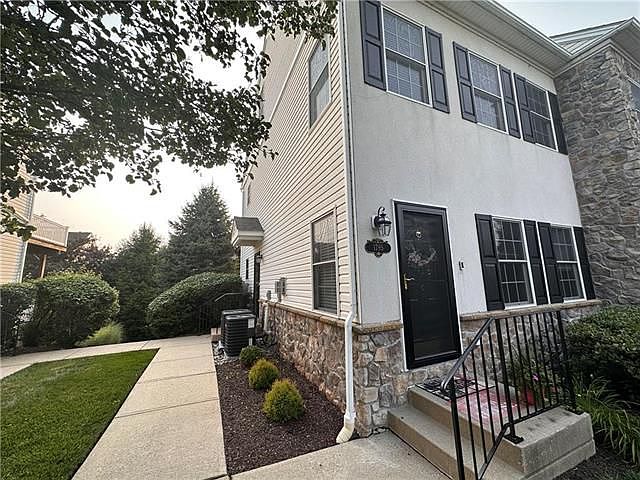 1st image of 1795 Chateau Pl APT A