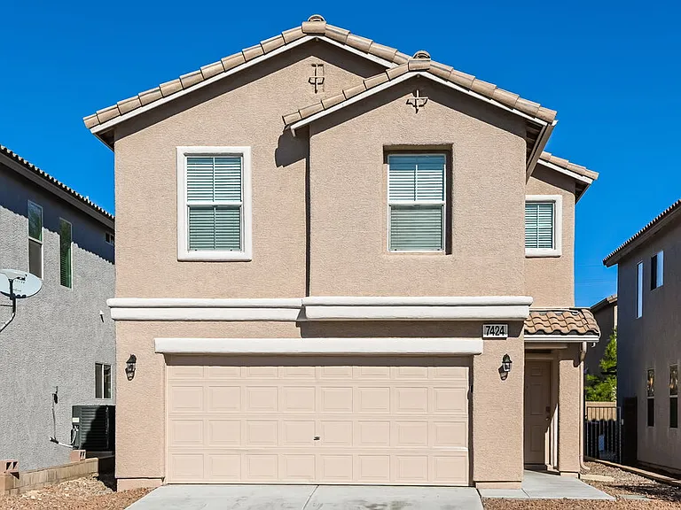 7424 Scottish Castle Ave — Photo 1
