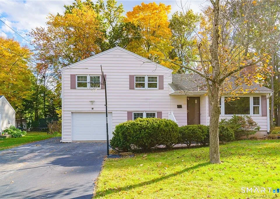 33 Sky View Dr