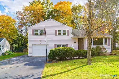 33 Sky View Dr Photo 1