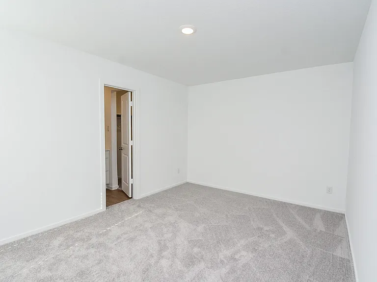 21430 Carosella Dr — Photo 22