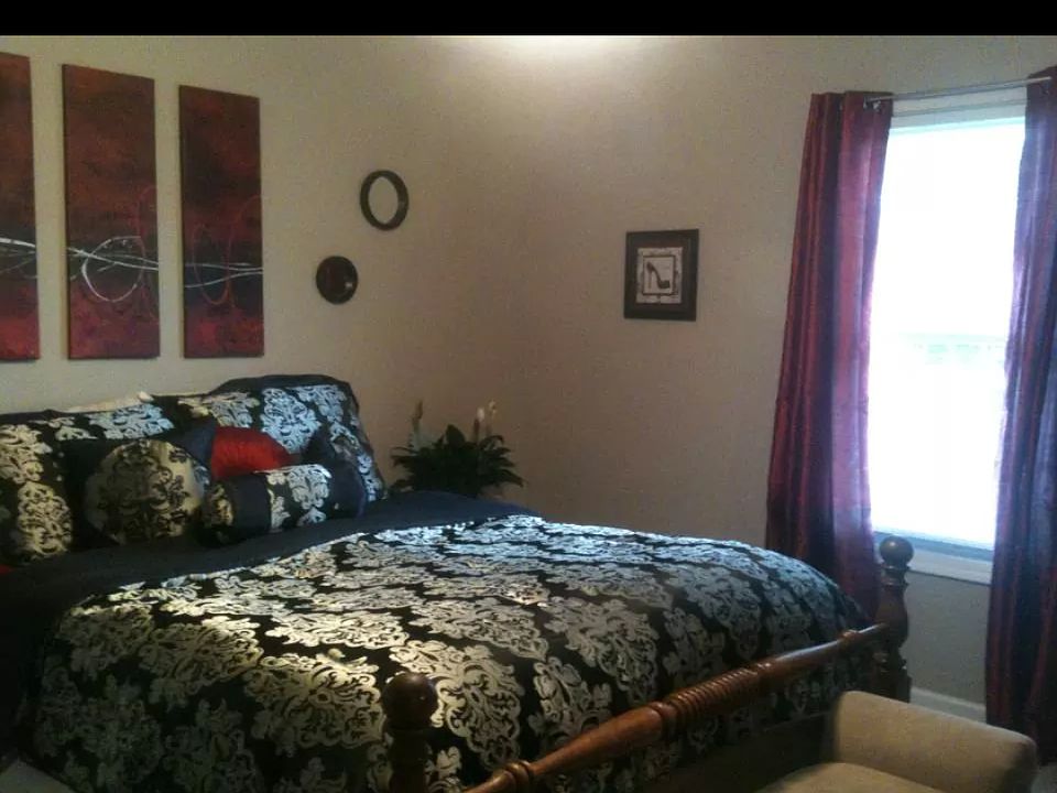 1st image of 639 Sherwood Pl