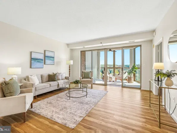 3210 N Leisure World Blvd APT 1014, Silver Spring, MD 20906