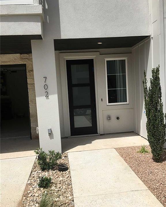 1st image of 12001 Vista Parke Dr #702