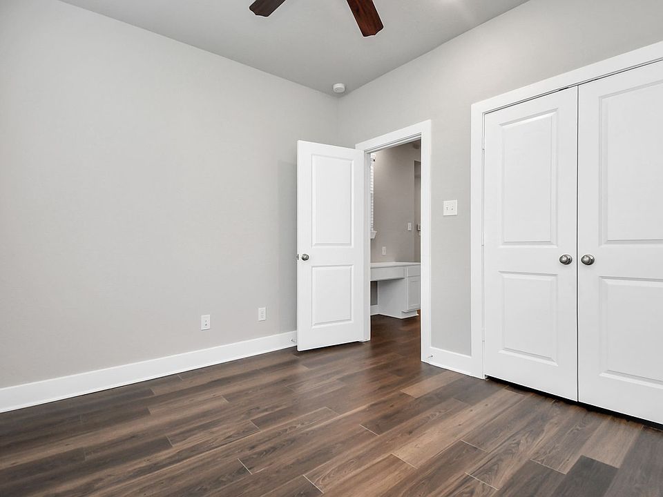1st image of 10610 Cascade Creek Dr