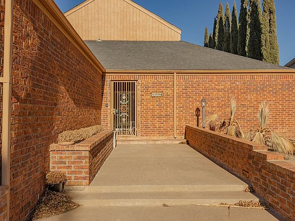 4th image of 6204 Sequoia Dr