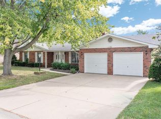 224 Saint Sabre Dr, Swansea, IL