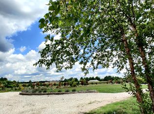 919 S Farmingdale Rd, New Berlin, IL 62670