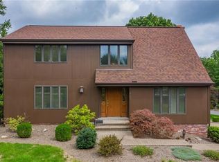 421 Center Church Rd, Mcmurray, PA 15317