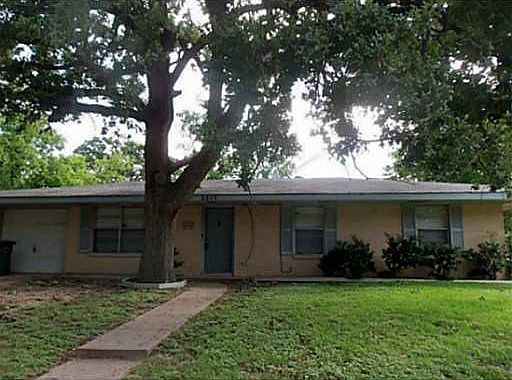 1st image of 2203 Franklin Dr