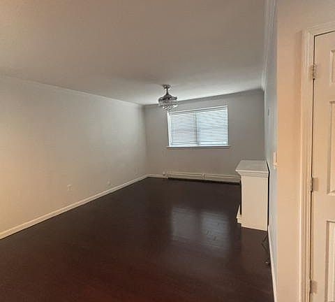 5th image of 402 4th Ave #106