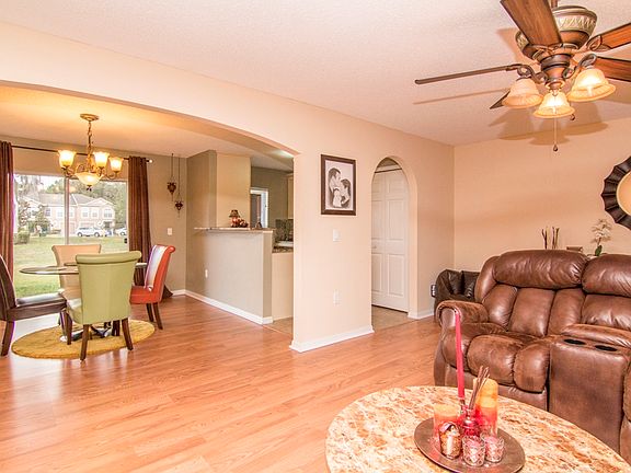 3rd image of 4604 Ashburn Square Dr