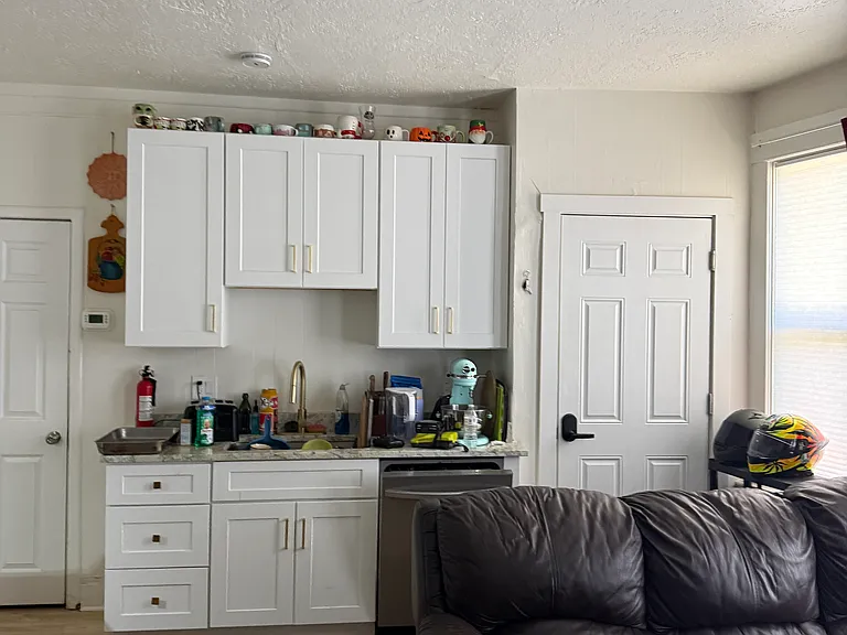 2670 Monroe Blvd #1 — Photo 6