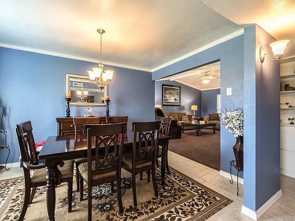 4th image of 8810 Linda Vista Dr