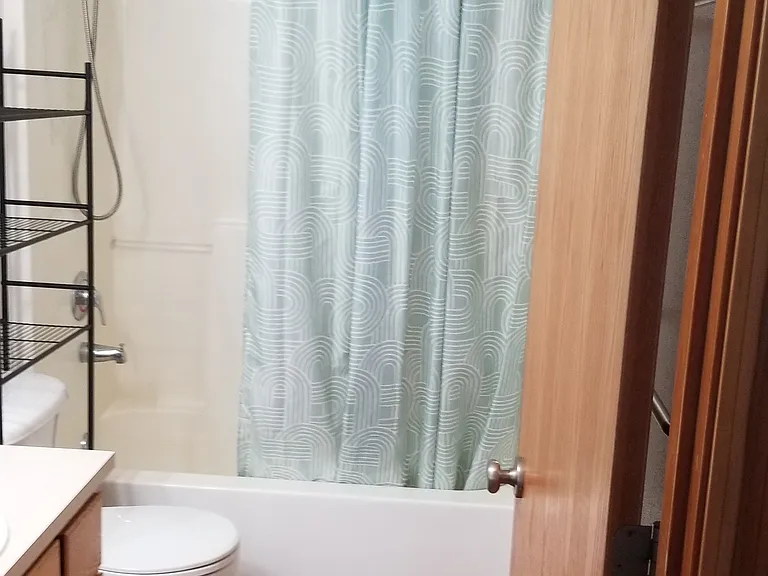 525 Helen St — Photo 14