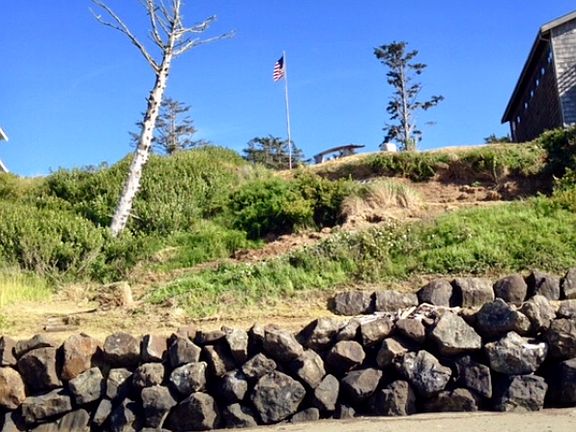 path up to lot