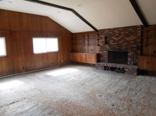 621 Beechwood Rd, Linden, NJ 07036