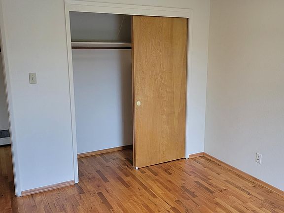 5th image of 339 S 11th St #4