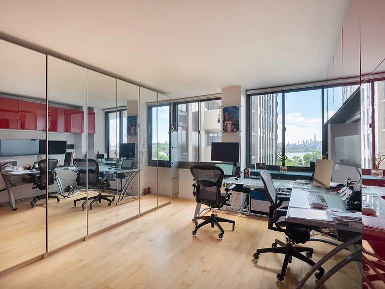 200 Winston Dr #718 — Photo 20