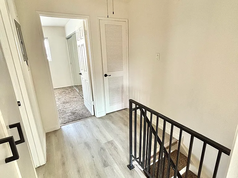 Le Chateau — Photo 14
