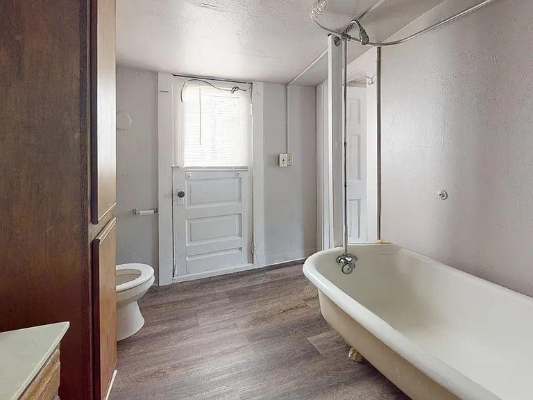 427 Smith Ave NW — Photo 4