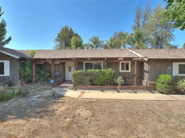 7430 Liberty Ave, Corona, CA 92881