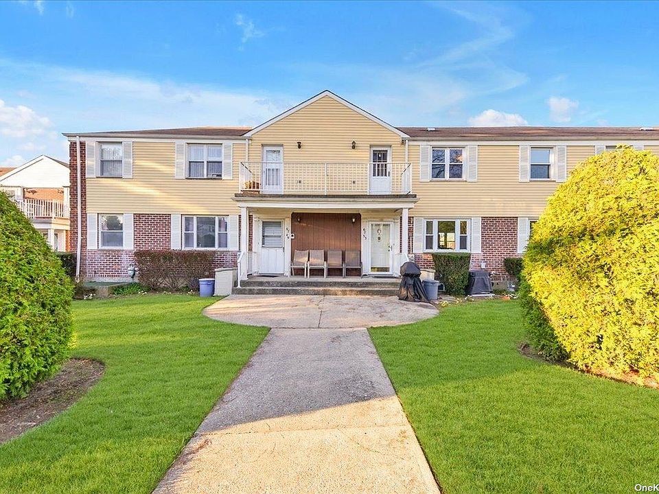 1st image of 67-53 Cloverdale Ln #160