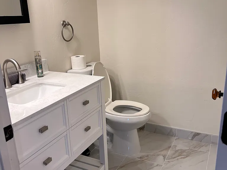1015 N Olsen Ave — Photo 12