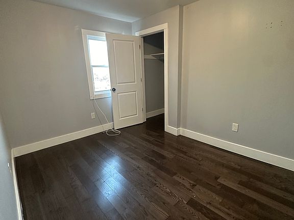 3rd image of 367 S Orange Ave #1