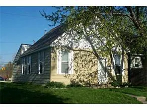 1726 E Olive St photo 1