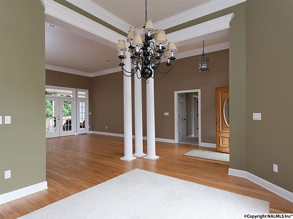 4th image of 114 Gables Brook Dr