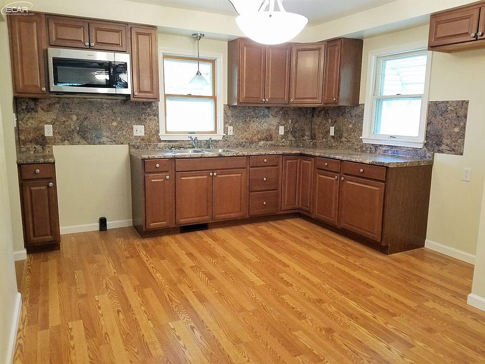 7224 N Clio Rd, Mount Morris, MI 48458 Zillow